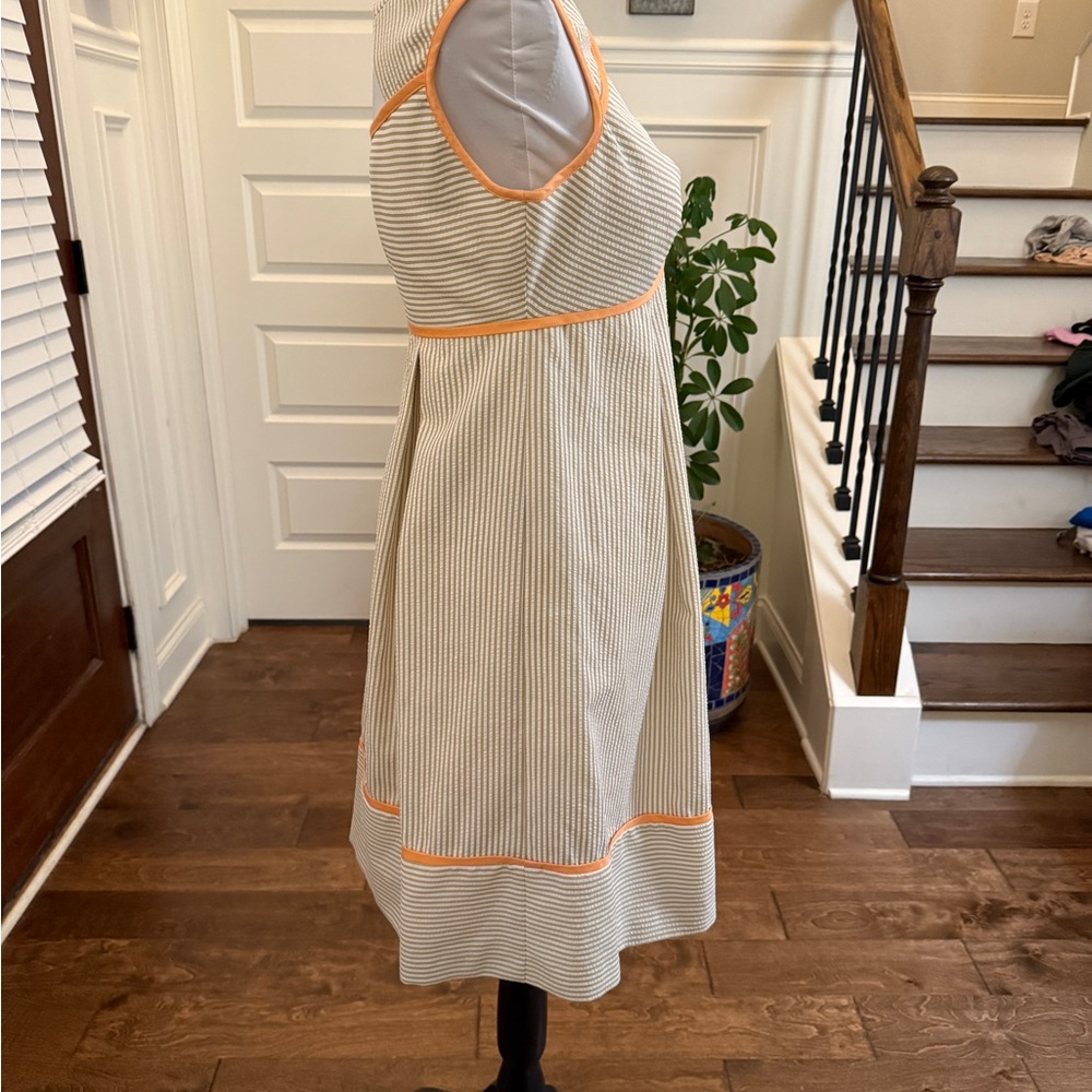 London Times NWT Seersucker Striped Dress with Peach Accents and Open Back - Picture 3 of 8